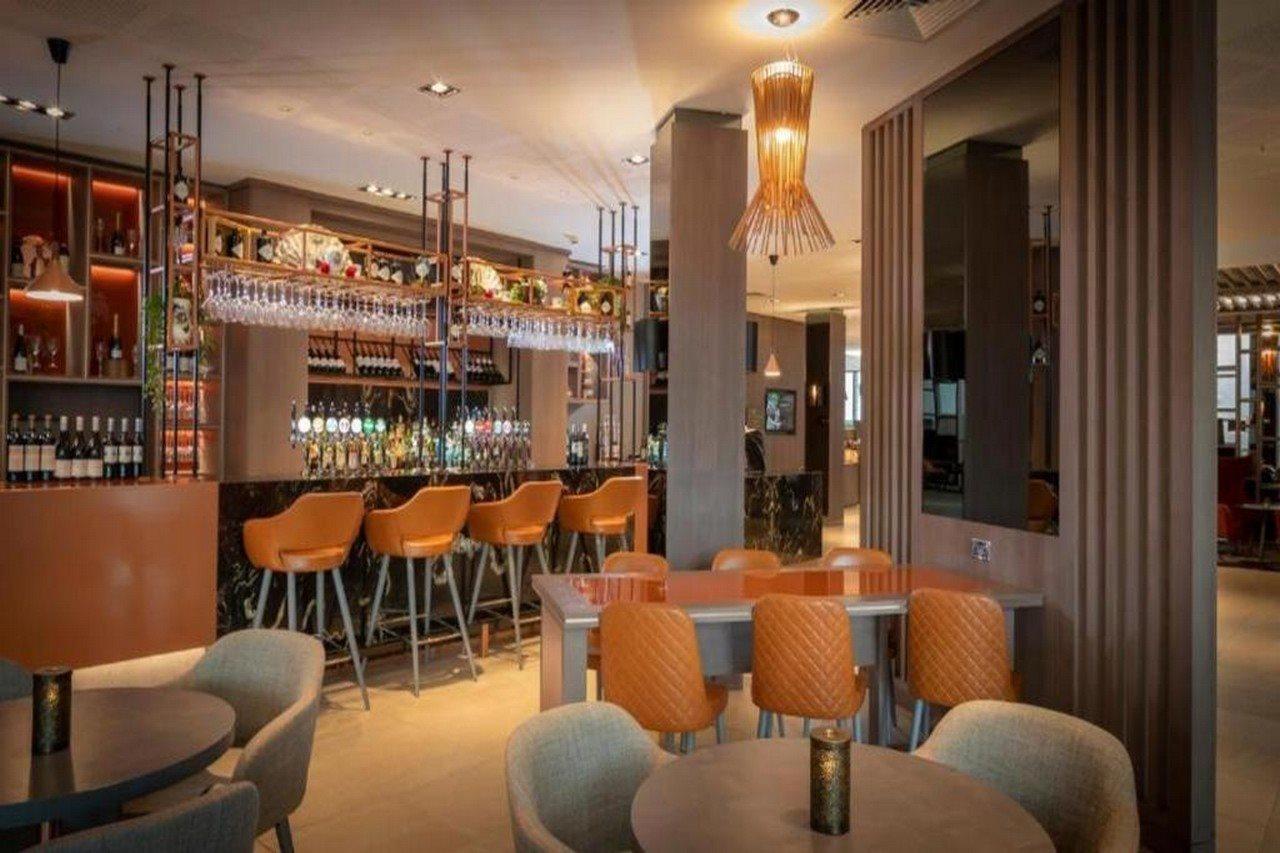 Clayton Hotel Manchester City Centre Dış mekan fotoğraf The interior of the hotel