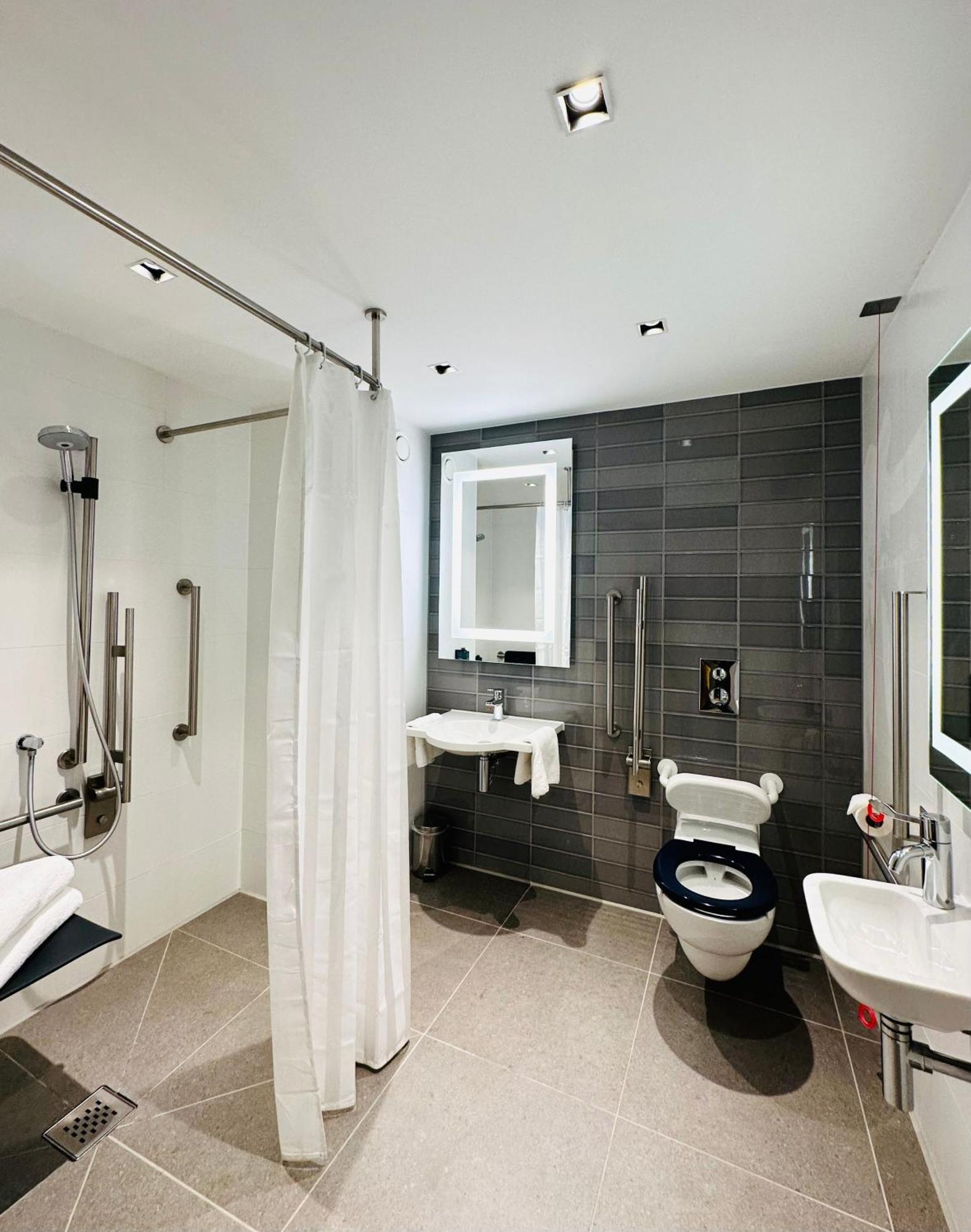 Clayton Hotel Manchester City Centre Dış mekan fotoğraf